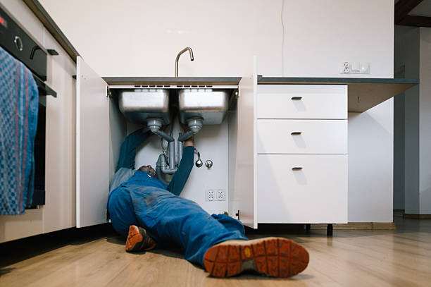 Professional Drain Cleaning technician working in Van Buren, MO